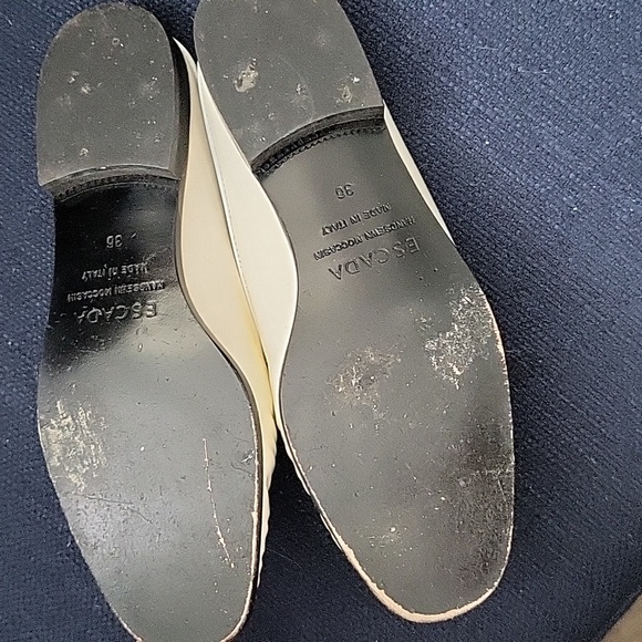 Y2K escada shoes made in Italy size 36. So stylish! - Picture 3 of 4